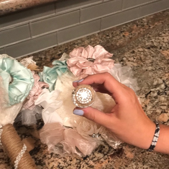 Hand made bouquets for bridesmaids - Picture 3 of 6